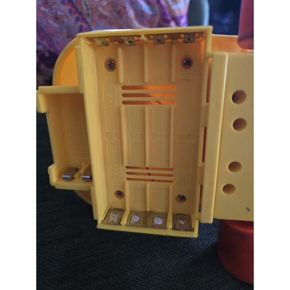 Vintage Matchbox RC Ripskate Tony Hawk Tracker Skater Toy 1987 NO CONTROLLER - Picture 8 of 8